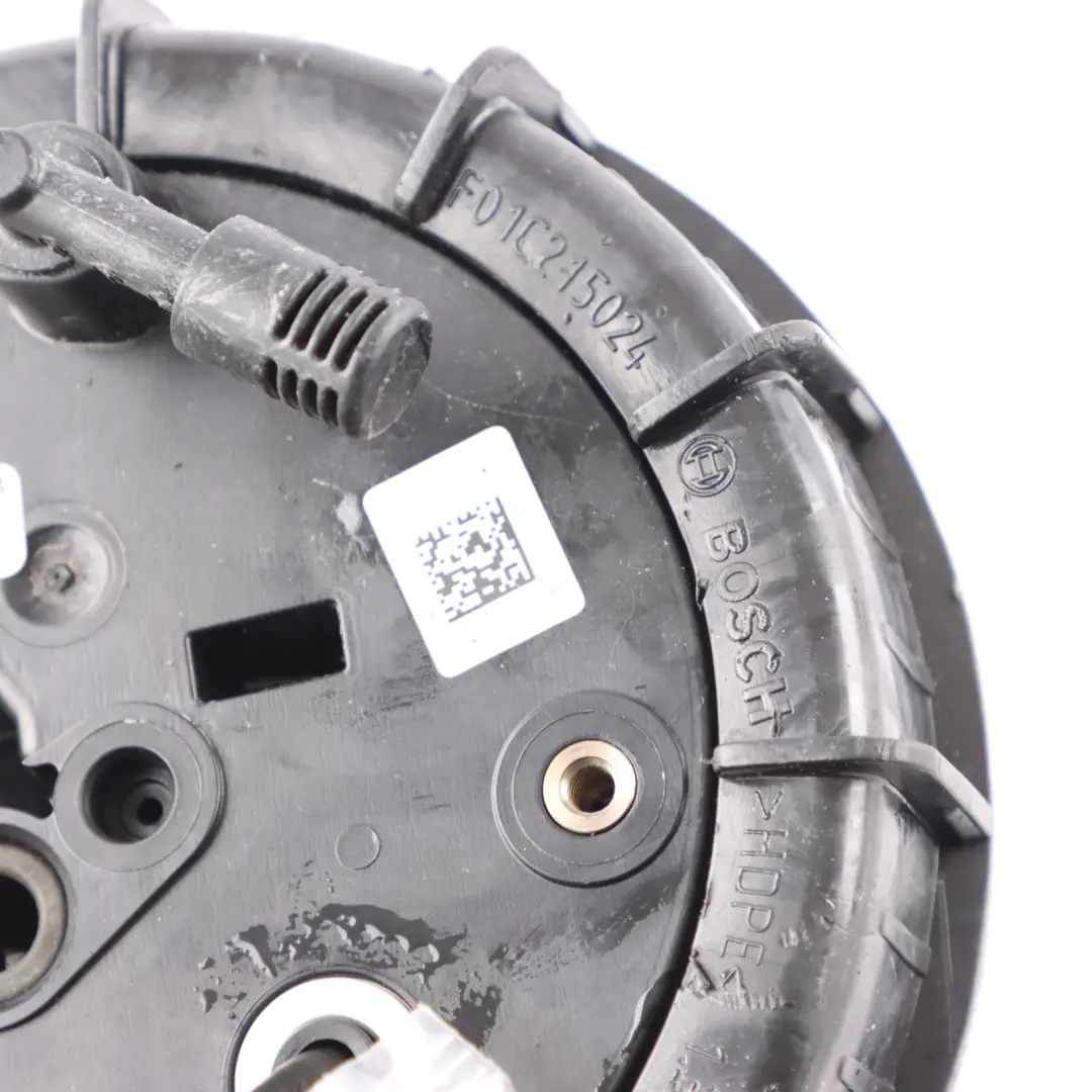 AdBlue Pump SCR System AdBlue Tank Fuel Transfer to Mercedes W221 with Part number A2214710475 Mercedes W221 AdBlue Pump SCR System AdBlue Tank Fuel Transfer - SKU A2214710475 - Part number A2214710475