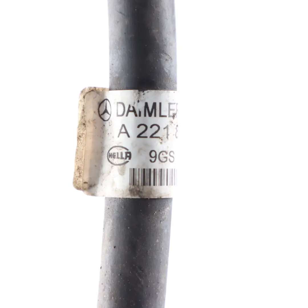 Faro lavafari tubo flessibile linea ugello per Mercedes C216 W221 con numero di parte A2218600392 Mercedes C216 W221 Faro lavafari tubo flessibile linea ugello - SKU A2218600392 - Numero di parte A2218600392