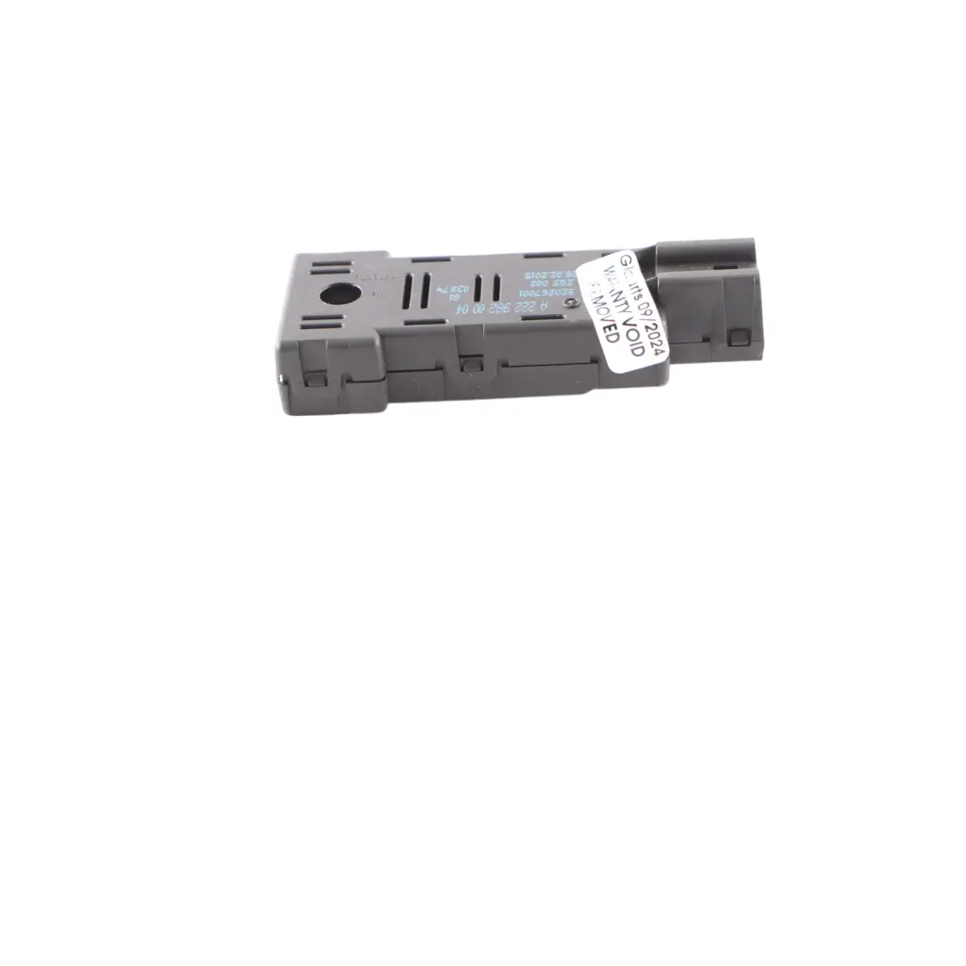 Noise Suppresion Filter Mercedes CLA C117 C217 W222 Antenna Module to with Part number A2229820004 Noise Suppresion Filter Mercedes CLA C117 C217 W222 Antenna Module - SKU A2229820004 - Part number A2229820004