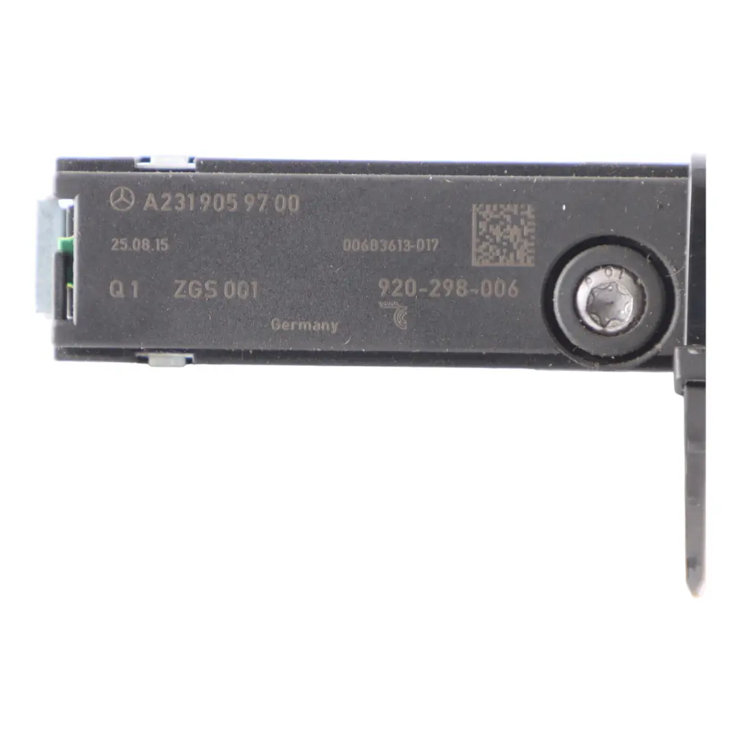 Aerial Antenna Amplifier Module Unit to Mercedes SL R231 with Part number A2319059700 Mercedes SL R231 Aerial Antenna Amplifier Module Unit - SKU A2319059700 - Part number A2319059700