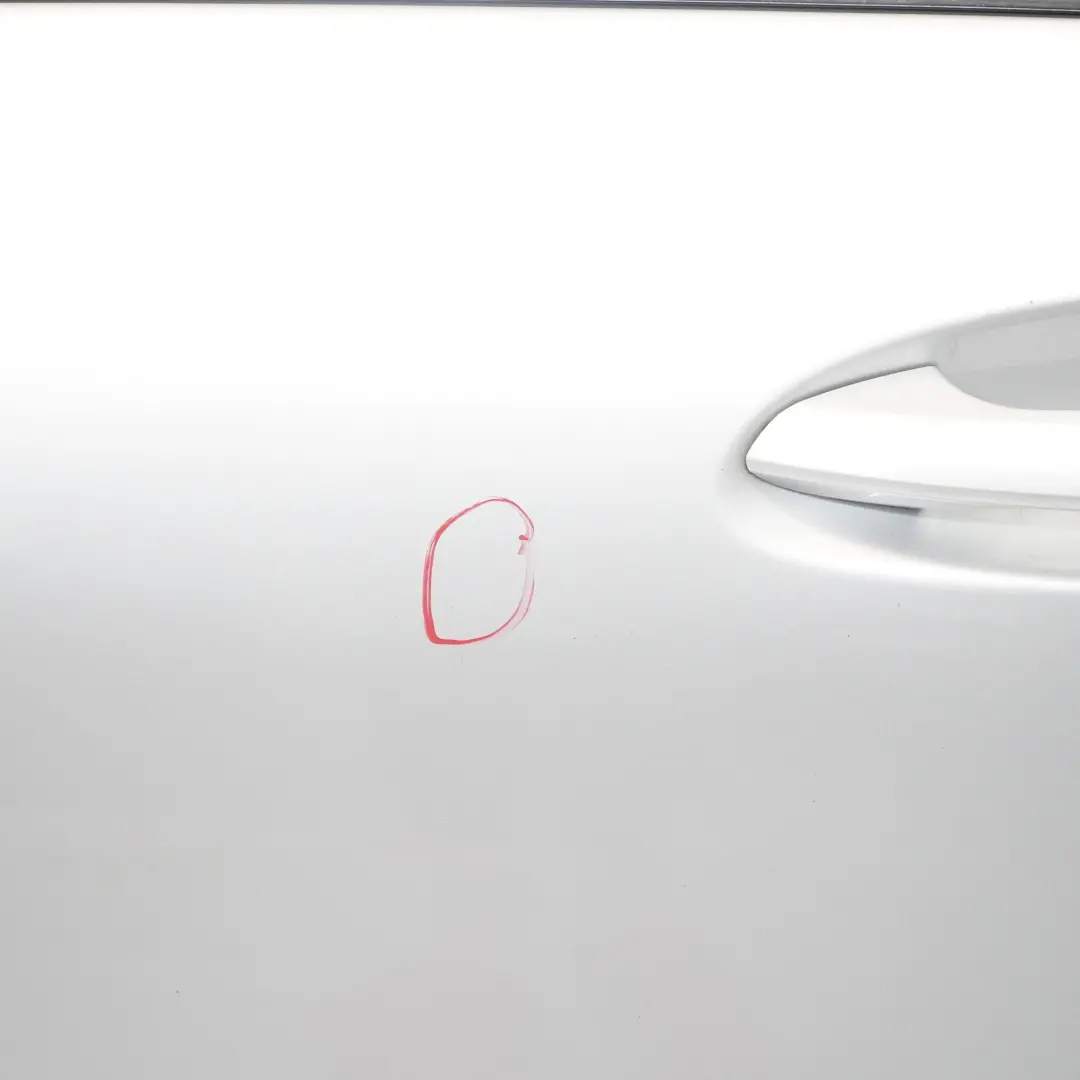 Arrière Gauche Polar Silver Metallic - 761 pour Mercedes W246 Porte à propos du numéro de pièce A2467300105 Mercedes W246 Porte Arrière Gauche Polar Silver Metallic - 761 - SKU A2467300105-PLS - Numéro de pièce A2467300105