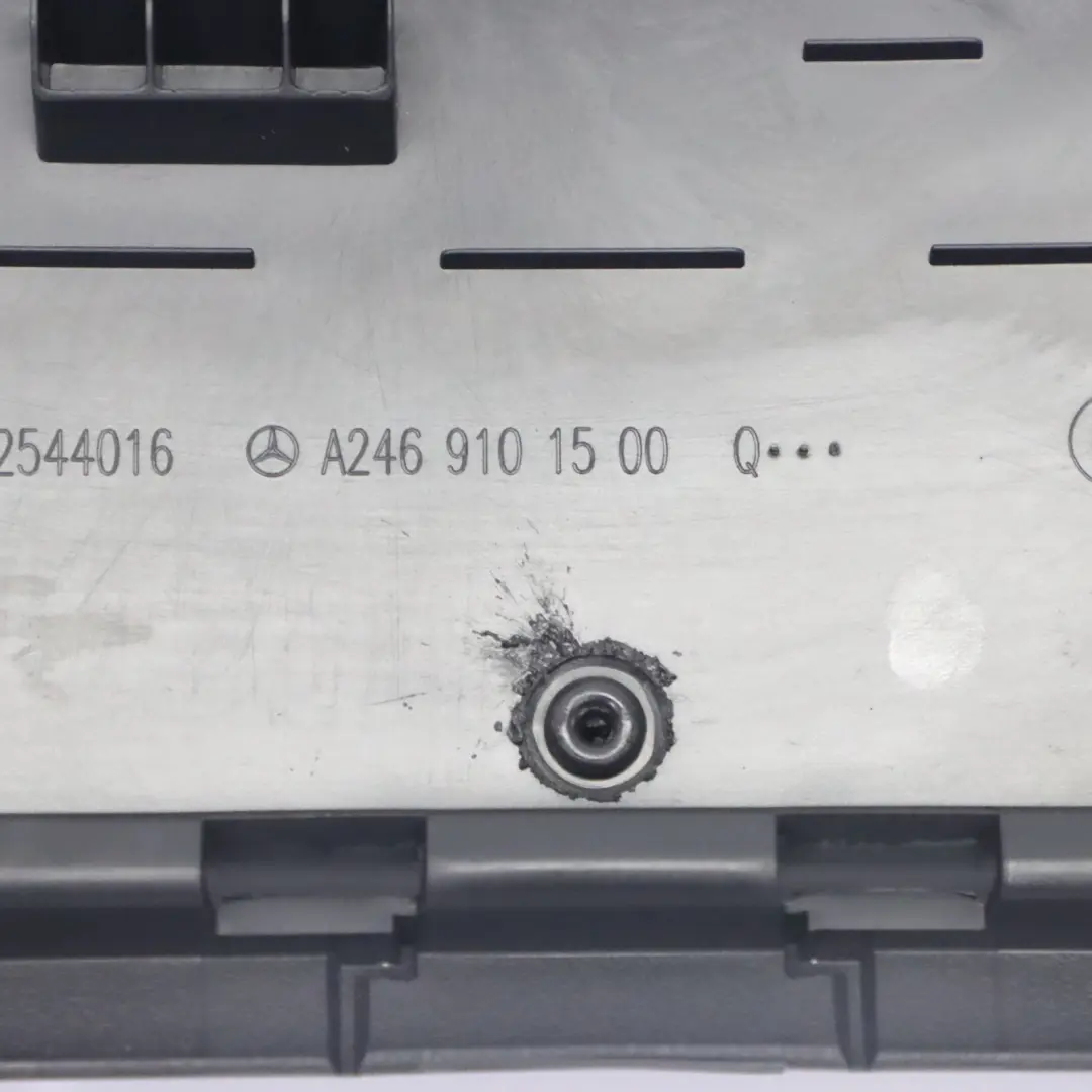 Mercedes W176 Asiento Delantero Cubierta Panel Trasero Recorte Negro - SKU A2469101500 - Número de pieza A2469101500