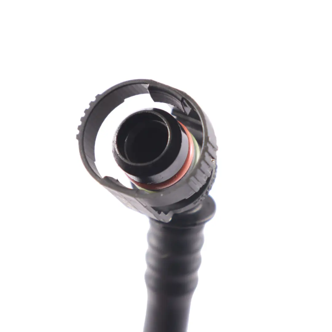 M260 Benzin Motor Entlüftungs Leitung Rohr Schlauch für Mercedes W177 mit Teilenummer A2600180600 Mercedes W177 M260 Benzin Motor Entlüftungs Leitung Rohr Schlauch - SKU A2600180600 - Teilenummer A2600180600