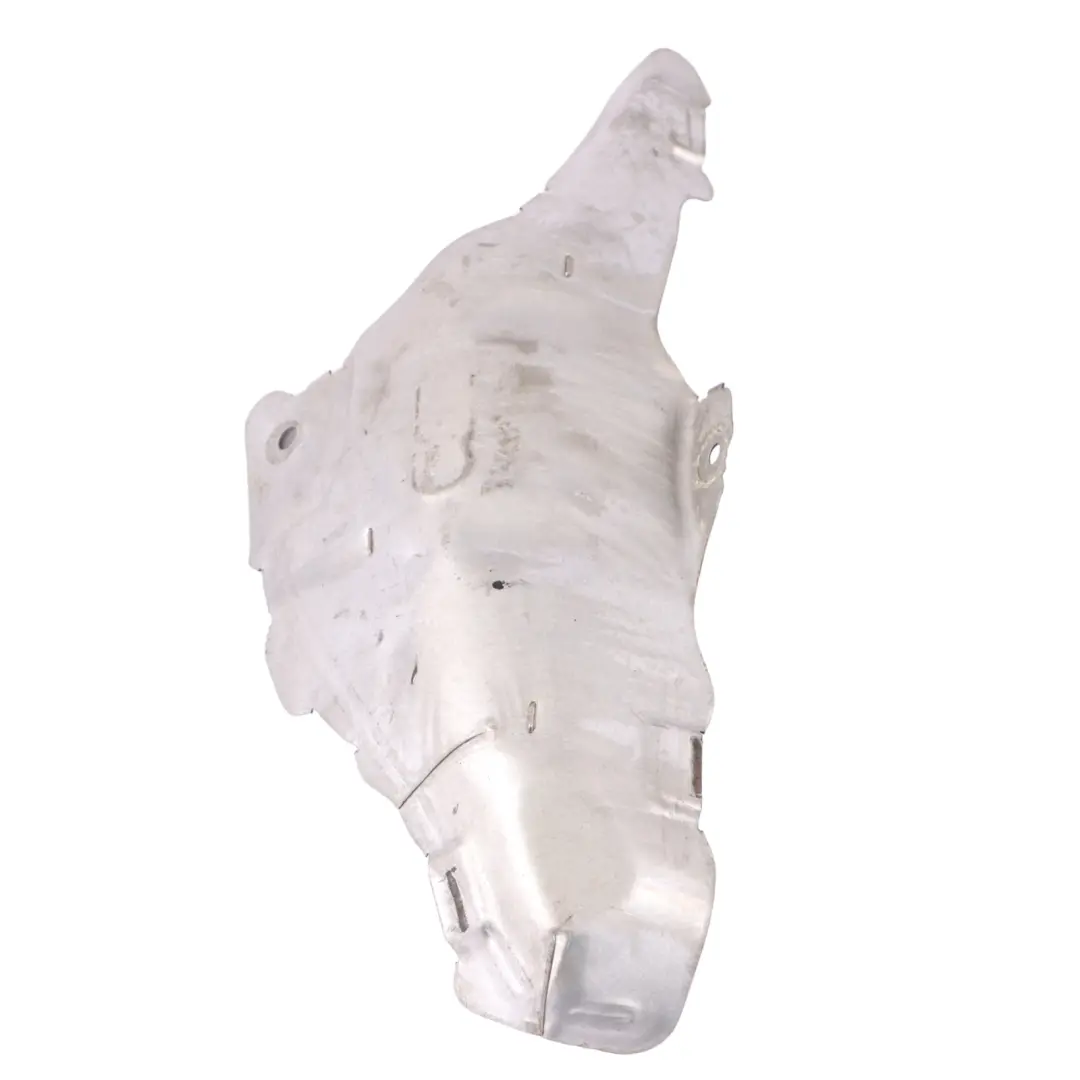 Abschirmblech Benzin M260 Turbolader Hitzeschild für Mercedes W177 mit Teilenummer A2601420100 Mercedes W177 Abschirmblech Benzin M260 Turbolader Hitzeschild - SKU A2601420100 - Teilenummer A2601420100