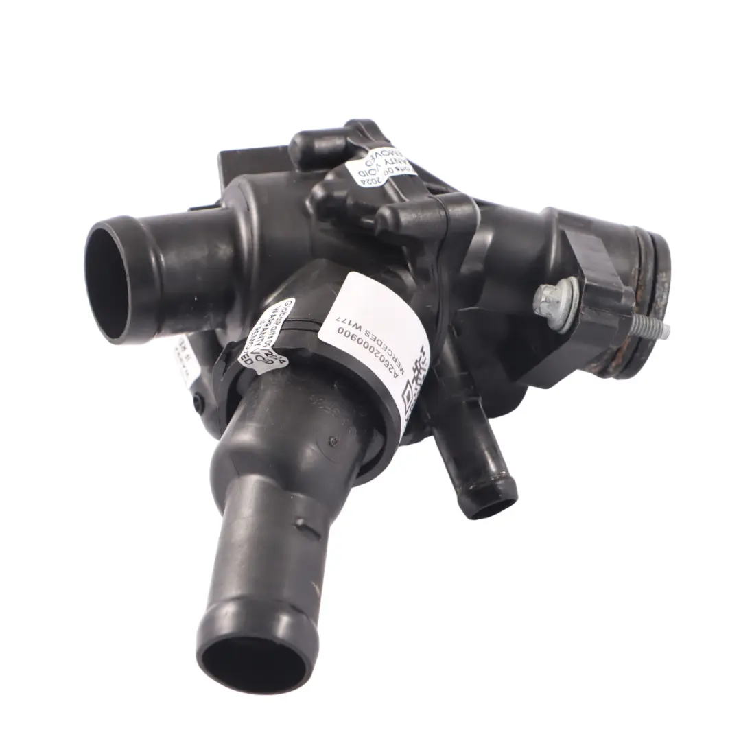 M260 Benzina Alloggiamento Termostato per Mercedes W177 con numero di parte A2602000900 Mercedes W177 M260 Benzina Alloggiamento Termostato - SKU A2602000900 - Numero di parte A2602000900