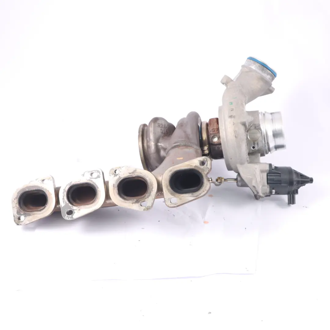 Turbocompresor Mercedes W205 W213 M264.920 Motor Gasolina Turbo para con número de pieza A2640901300 Turbocompresor Mercedes W205 W213 M264.920 Motor Gasolina Turbo - SKU A2640901300 - Número de pieza A2640901300