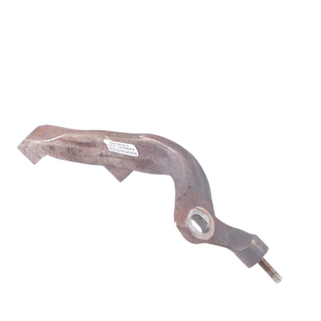 M264 Turbolader Turboladerhalterung Halterung Träger für Mercedes W205 mit Teilenummer A2640960300 Mercedes W205 M264 Turbolader Turboladerhalterung Halterung Träger - SKU A2640960300 - Teilenummer A2640960300