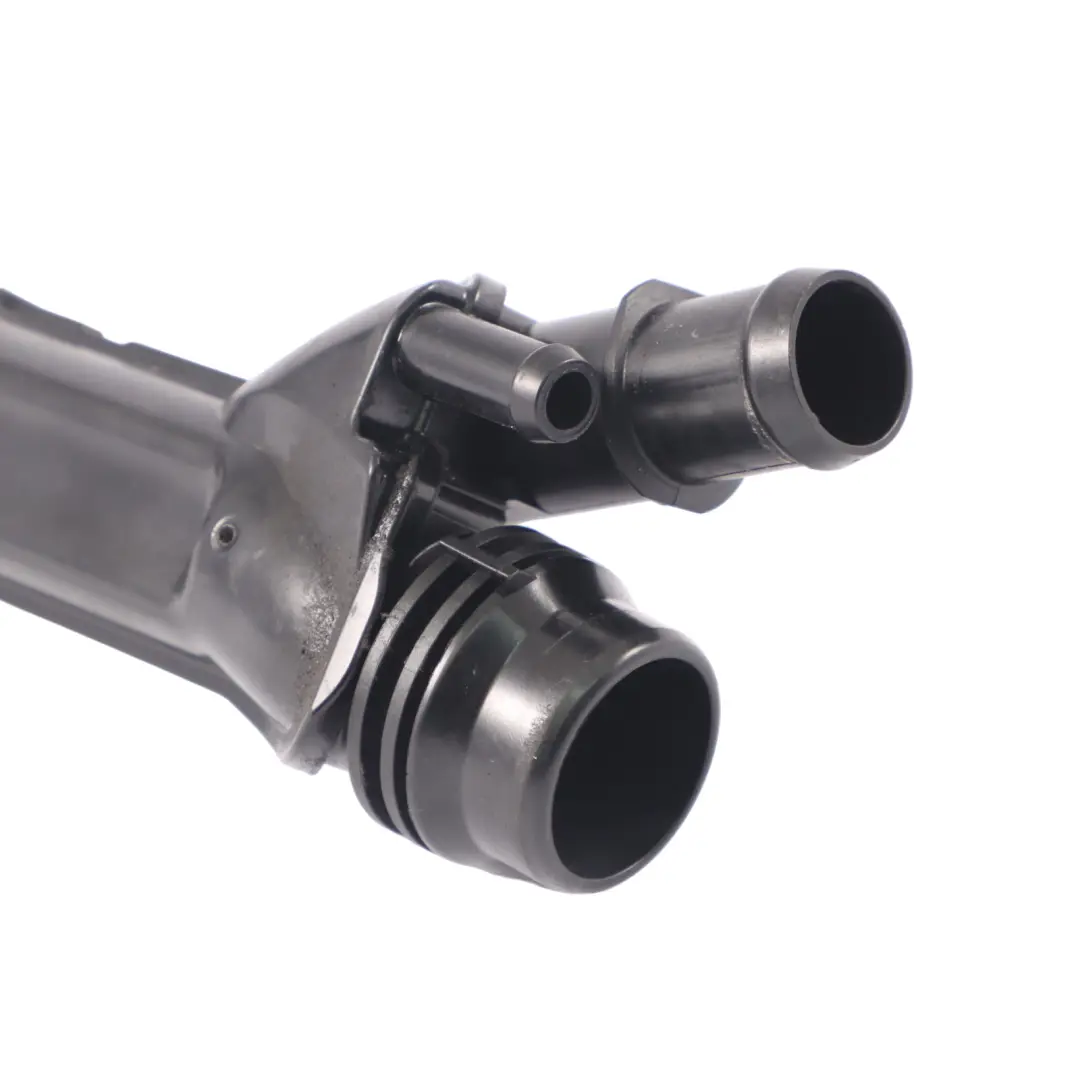 M264 Benzin Motor Wasser Kühlmittel Rohr Schlauch für Mercedes W205 mit Teilenummer A2642008600 Mercedes W205 M264 Benzin Motor Wasser Kühlmittel Rohr Schlauch - SKU A2642008600 - Teilenummer A2642008600