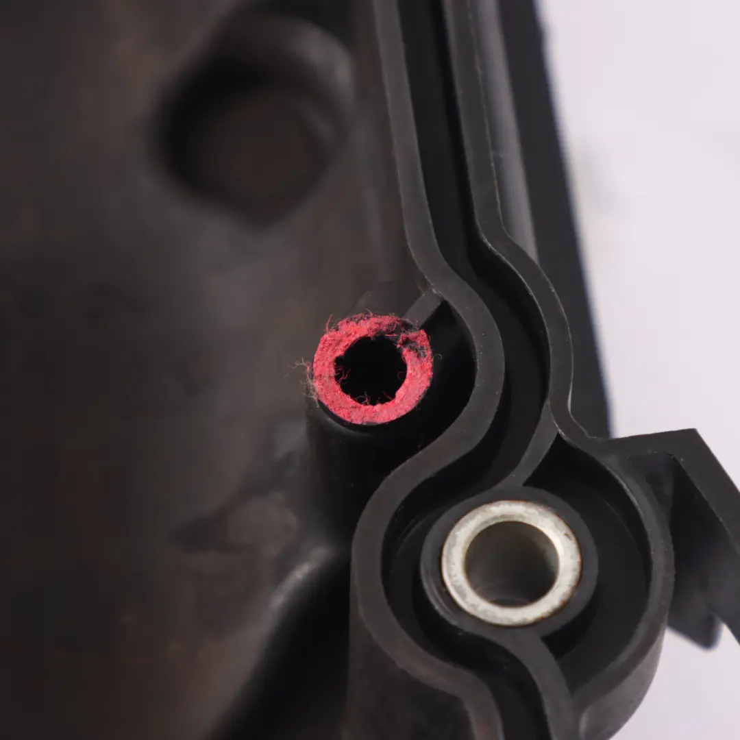 Mercedes W204 M271 Motore a Benzina Cilindro Coperchio Pannello - SKU A2710101730 - Numero di parte A2710101730