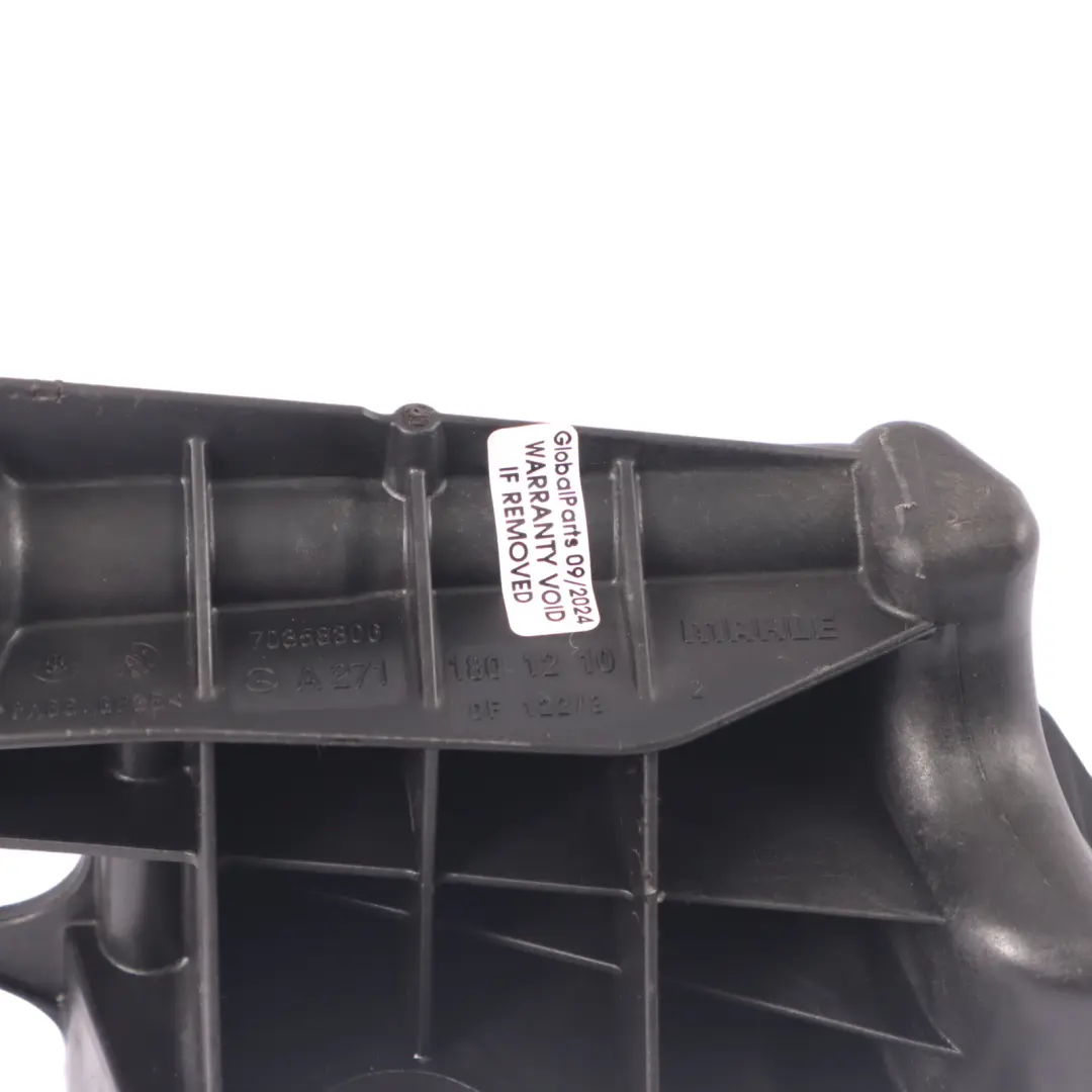 M271 Boîtier de filtre à huile pour essence pour Mercedes W204 à propos du numéro de pièce A2711801410 Mercedes W204 M271 Boîtier de filtre à huile pour essence - SKU A2711801410 - Numéro de pièce A2711801410