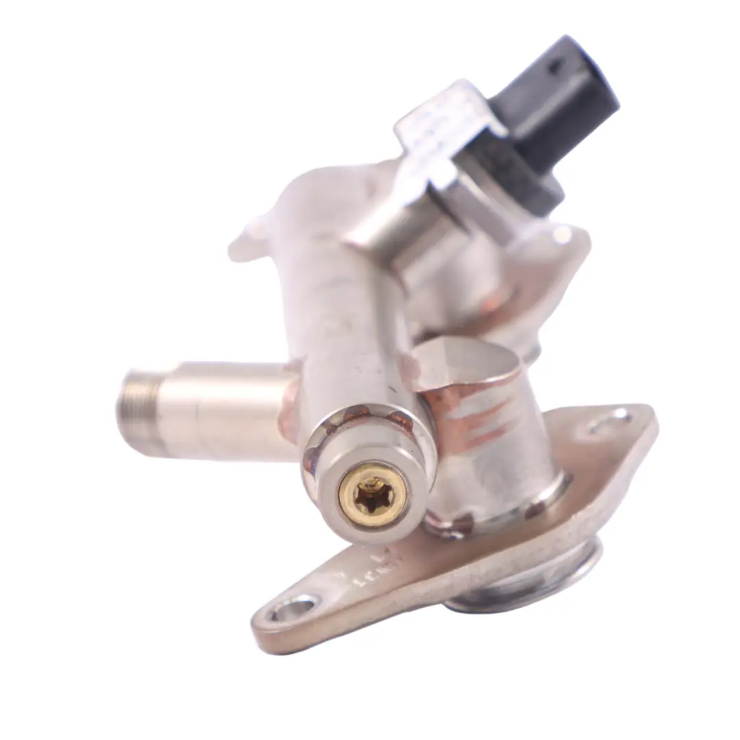 Mercedes W205 M274 Petrol Fuel Rail Injection Injector - SKU A2740700995-1 - Part number A2740700995