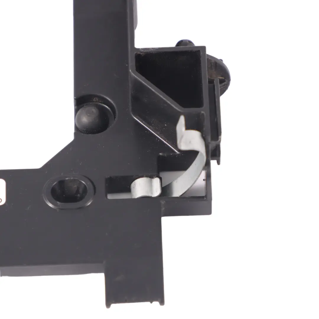 Unité Contrôle Moteur ECU Module Support Montage pour Mercedes W205 à propos du numéro de pièce A2741413340 Mercedes W205 Unité Contrôle Moteur ECU Module Support Montage - SKU A2741413340 - Numéro de pièce A2741413340