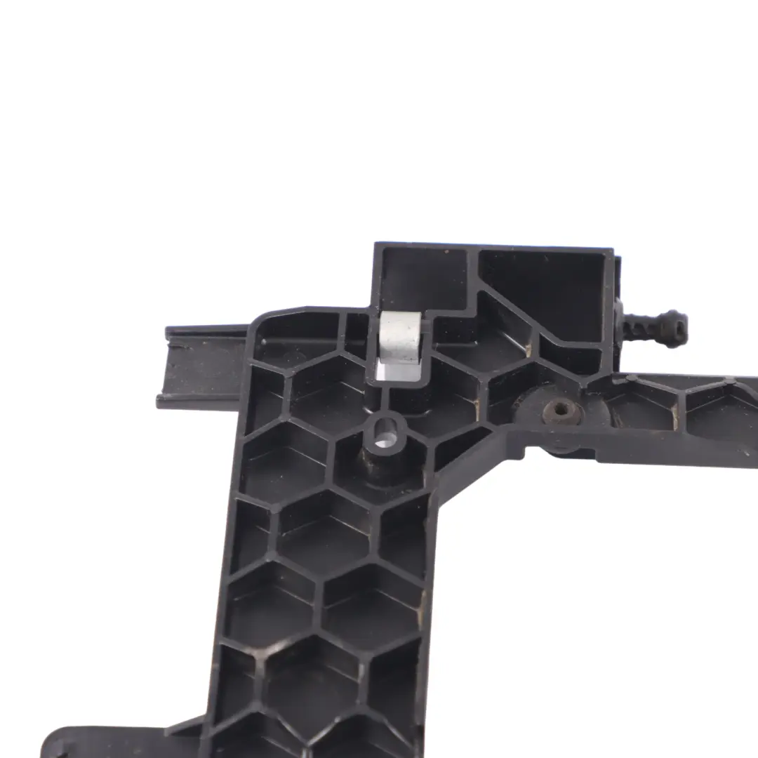 Unidad Control Motor Módulo ECU Soporte Montaje para Mercedes W205 con número de pieza A2741413340 Mercedes W205 Unidad Control Motor Módulo ECU Soporte Montaje - SKU A2741413340 - Número de pieza A2741413340