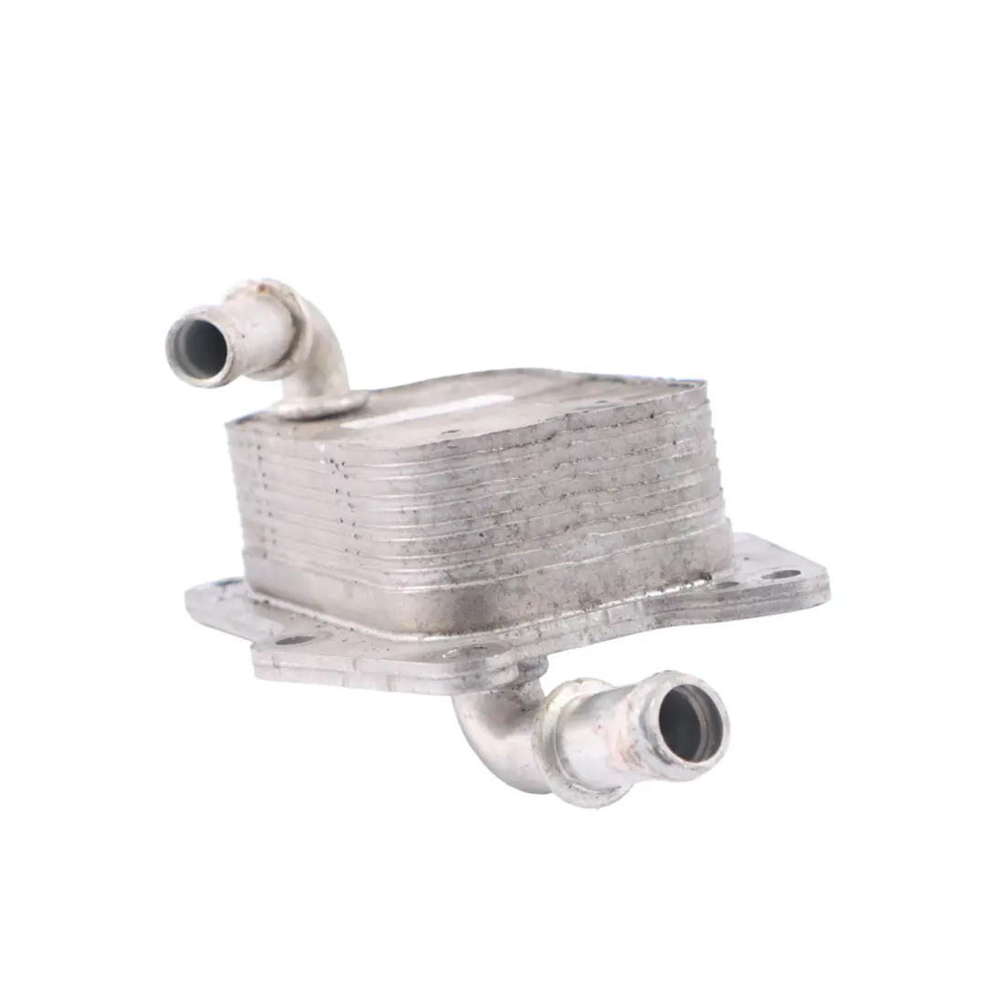 Enfriador de Aceite Motor Radiador M274 Gasolina para Mercedes W204 W205 con número de pieza A2741880101 Mercedes W204 W205 Enfriador de Aceite Motor Radiador M274 Gasolina - SKU A2741880101 - Número de pieza A2741880101