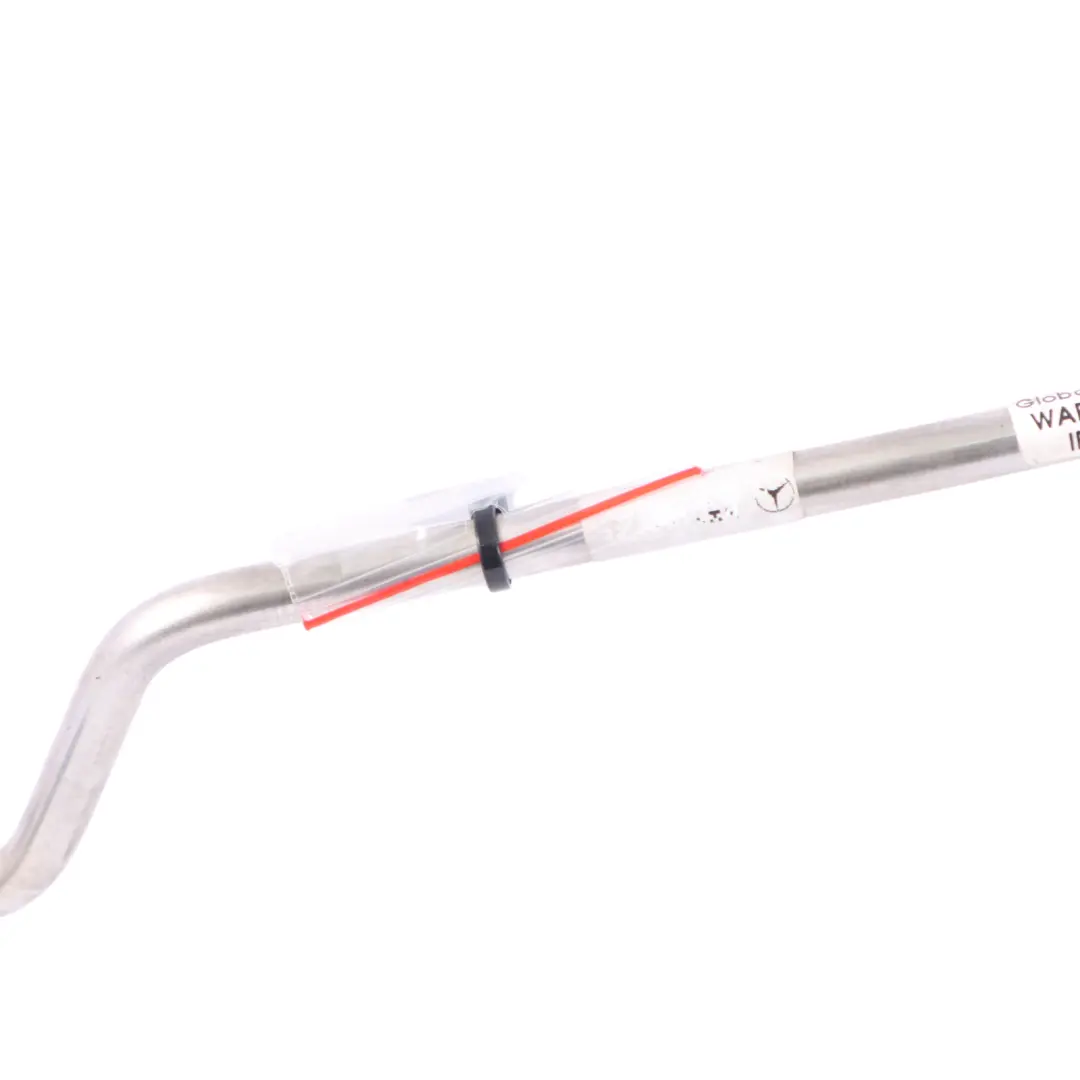 Benzina Pressione Tubo Flessibile Distributore per Mercedes W212 M157 con numero di parte A2780702632 Mercedes W212 M157 Benzina Pressione Tubo Flessibile Distributore - SKU A2780702632 - Numero di parte A2780702632