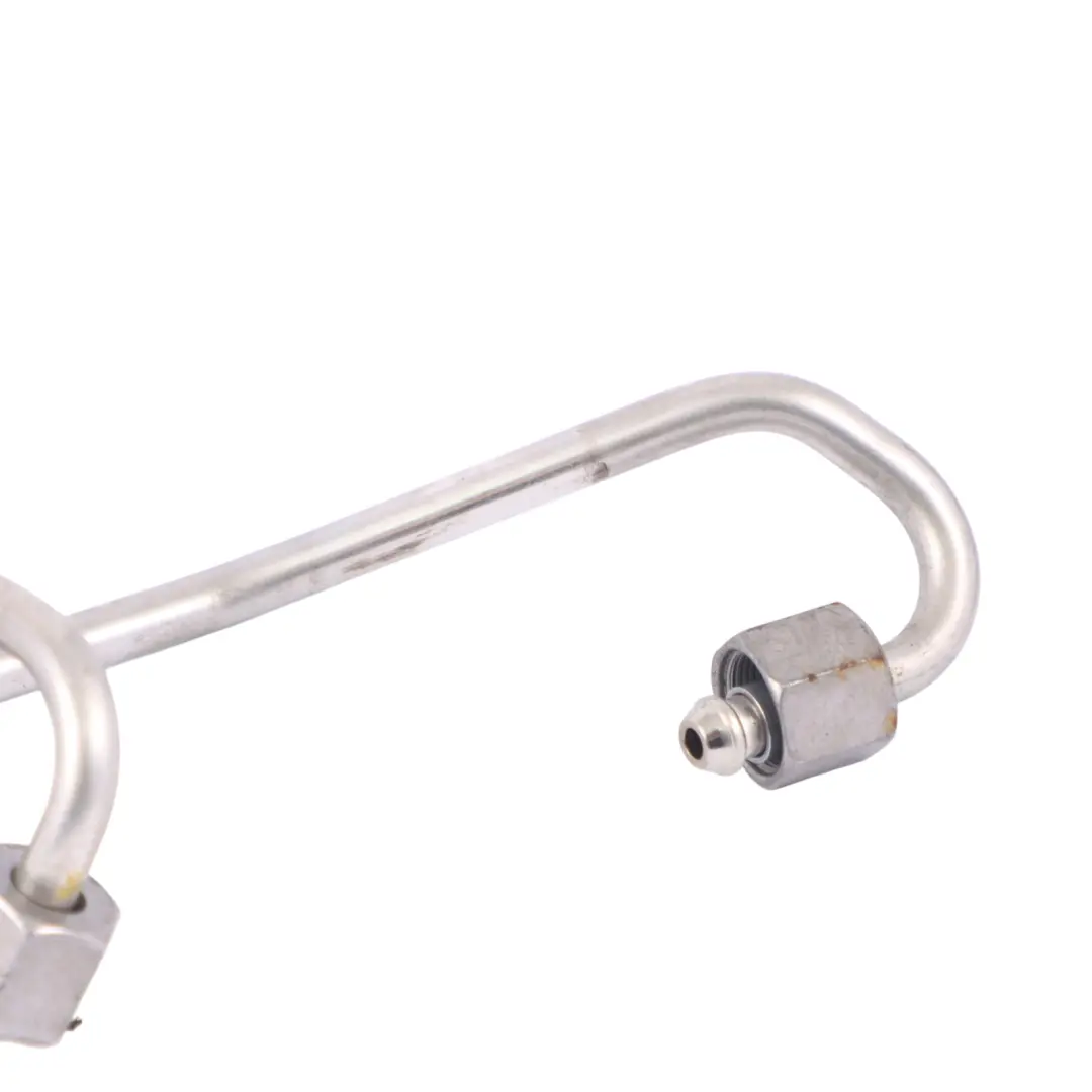 Benzina Pressione Tubo Flessibile Distributore per Mercedes W212 M157 con numero di parte A2780702632 Mercedes W212 M157 Benzina Pressione Tubo Flessibile Distributore - SKU A2780702632 - Numero di parte A2780702632