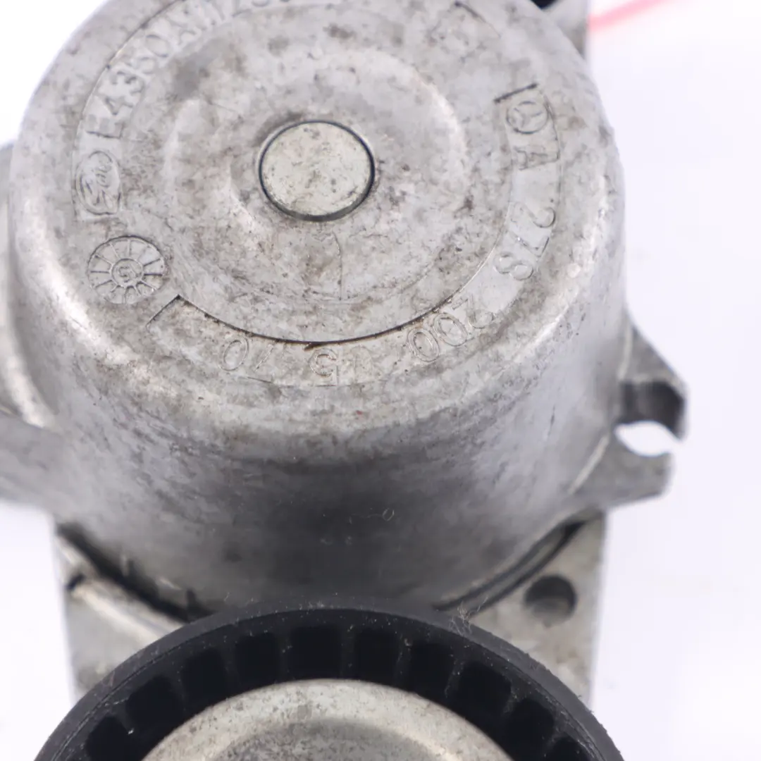 Cinghia Di Trasmissione Motore Puleggia Tenditore per Mercedes W212 con numero di parte A2782000570 Mercedes W212 Cinghia Di Trasmissione Motore Puleggia Tenditore - SKU A2782000570 - Numero di parte A2782000570