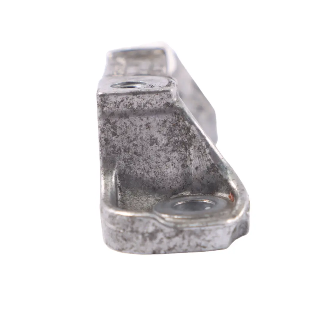 Kühlwasser Pumpen Halterung Mercedes W212 W221 Halterung für mit Teilenummer A2782362740 Kühlwasser Pumpen Halterung Mercedes W212 W221 Halterung - SKU A2782362740 - Teilenummer A2782362740