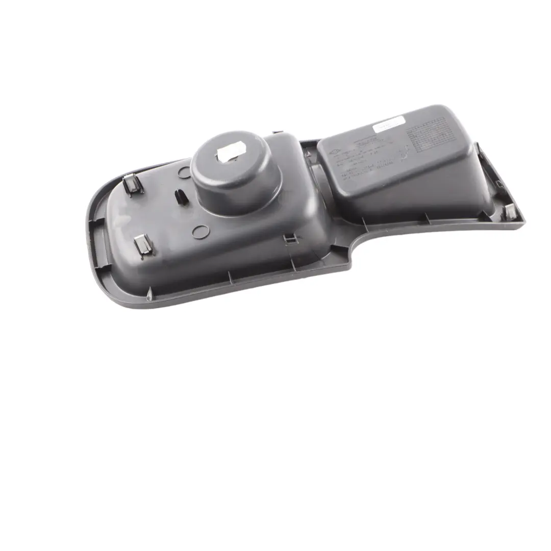 Ablagefach Verkleidung 8200566811 für Mercedes W415 Citan mit Teilenummer A4156830491 Mercedes W415 Citan Ablagefach Verkleidung 8200566811 - SKU A4156830491 - Teilenummer A4156830491