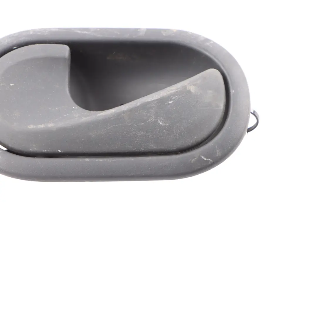 Türgriff Hinten Doppeltür Innen Freigabe für Mercedes W415 mit Teilenummer A4157600700 Mercedes W415 Türgriff Hinten Doppeltür Innen Freigabe - SKU A4157600700 - Teilenummer A4157600700