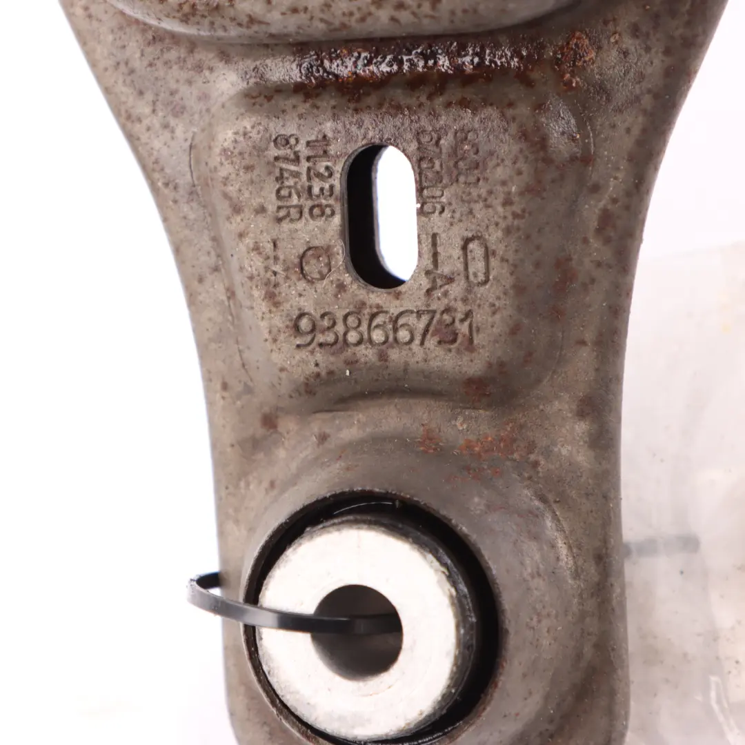 Gearbox Mount Bracket Support Carrier to Mercedes W447 with Part number A4472400110 Mercedes W447 Gearbox Mount Bracket Support Carrier - SKU A4472400110 - Part number A4472400110