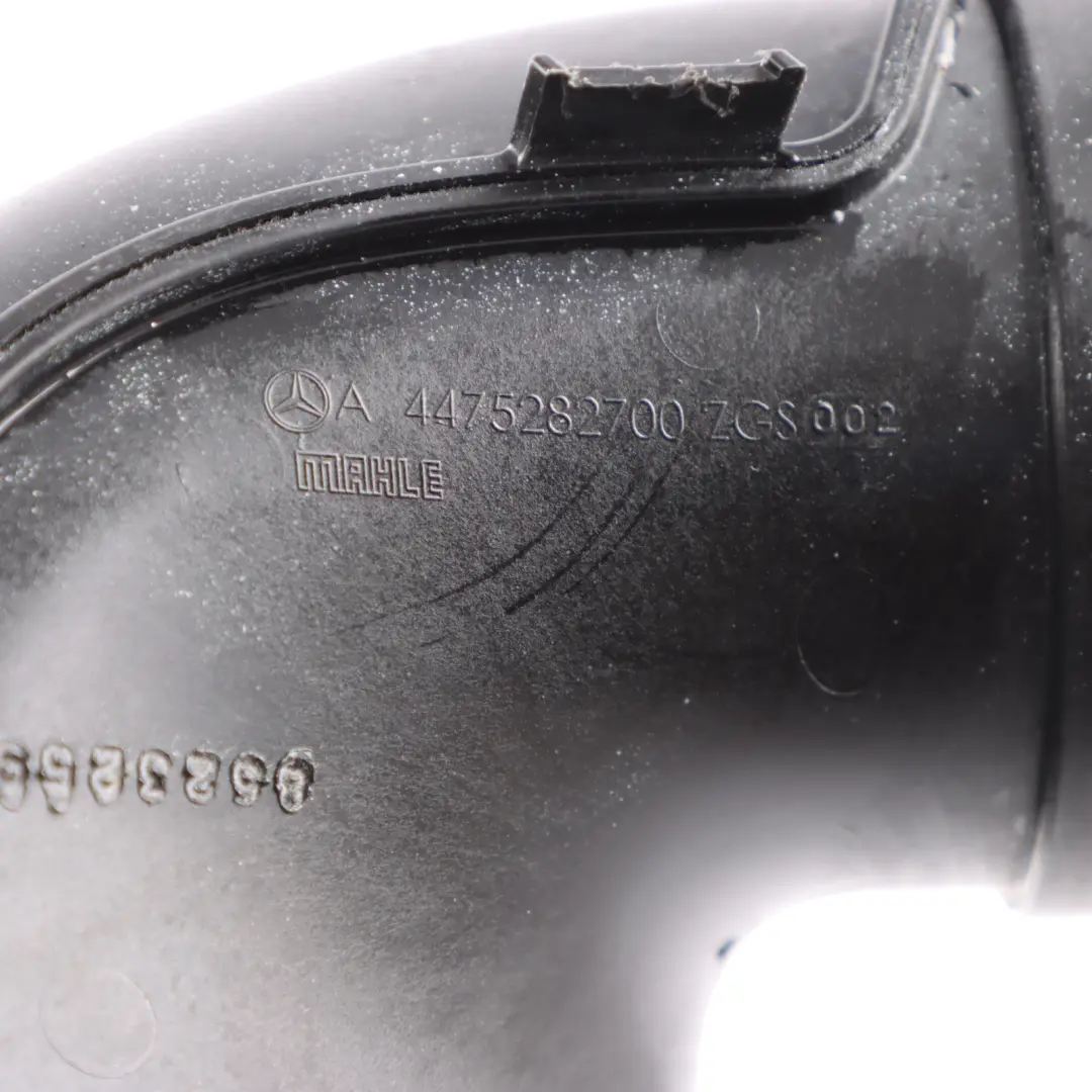 OM622 Diesel Air Filter Intake Hose Pipe Duct to Mercedes Vito W447 with Part number A4475282700 Mercedes Vito W447 OM622 Diesel Air Filter Intake Hose Pipe Duct - SKU A4475282700 - Part number A4475282700