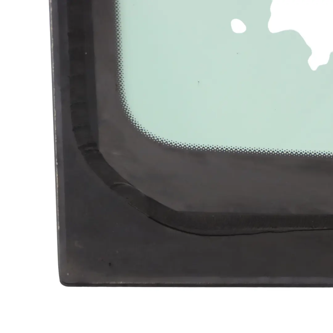 Side Window Pane Left N/S Glass Fixed AS2 to Mercedes W447 with Part number A4476732605 Mercedes W447 Side Window Pane Left N/S Glass Fixed AS2 - SKU A4476732605 - Part number A4476732605