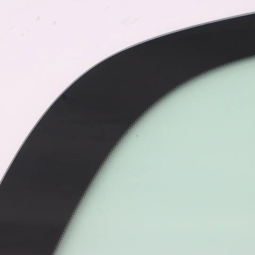 Side Window Pane Right O/S Glass Fixed AS2 to Mercedes W447 with Part number A4476732705 Mercedes W447 Side Window Pane Right O/S Glass Fixed AS2 - SKU A4476732705 - Part number A4476732705