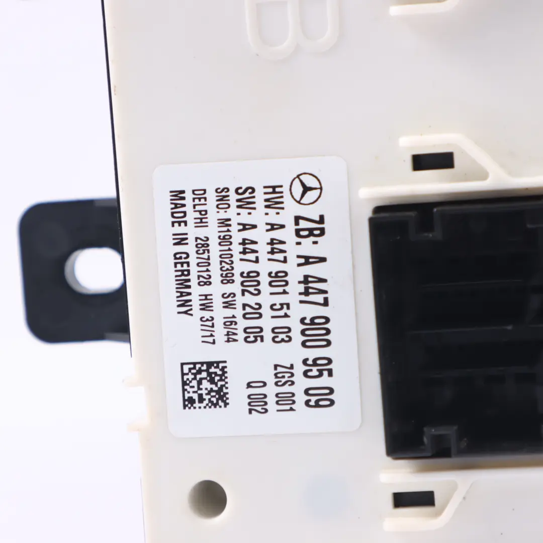 114CDI Unité Contrôle SAM Comfort Module Box ECU pour Mercedes W447 à propos du numéro de pièce A4479009509 Mercedes W447 114CDI Unité Contrôle SAM Comfort Module Box ECU - SKU A4479009509 - Numéro de pièce A4479009509