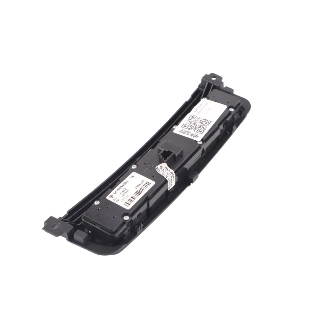 Mercedes W447 Oberer Steuer Schalter Block Warndreieck - SKU A4479054801 - Teilenummer A4479054801