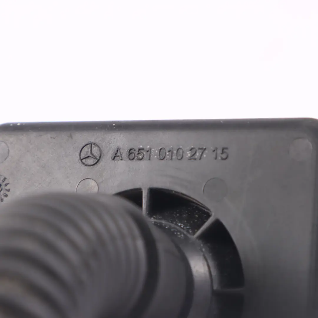 OM622 Tuyau remplissage carburant pour diesel pour Mercedes Vito W447 à propos du numéro de pièce A6220103900 Mercedes Vito W447 OM622 Tuyau remplissage carburant pour diesel - SKU A6220103900 - Numéro de pièce A6220103900