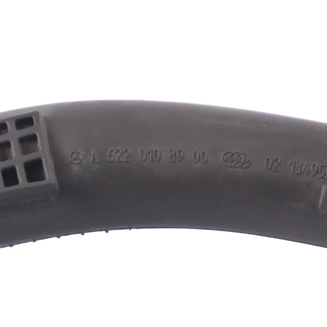 OM622 Szyjka Przewód Wlew Oleju Silnikowego do Mercedes Vito W447 o numerze A6220103900 Mercedes Vito W447 OM622 Szyjka Przewód Wlew Oleju Silnikowego - SKU A6220103900 - Numer Części A6220103900