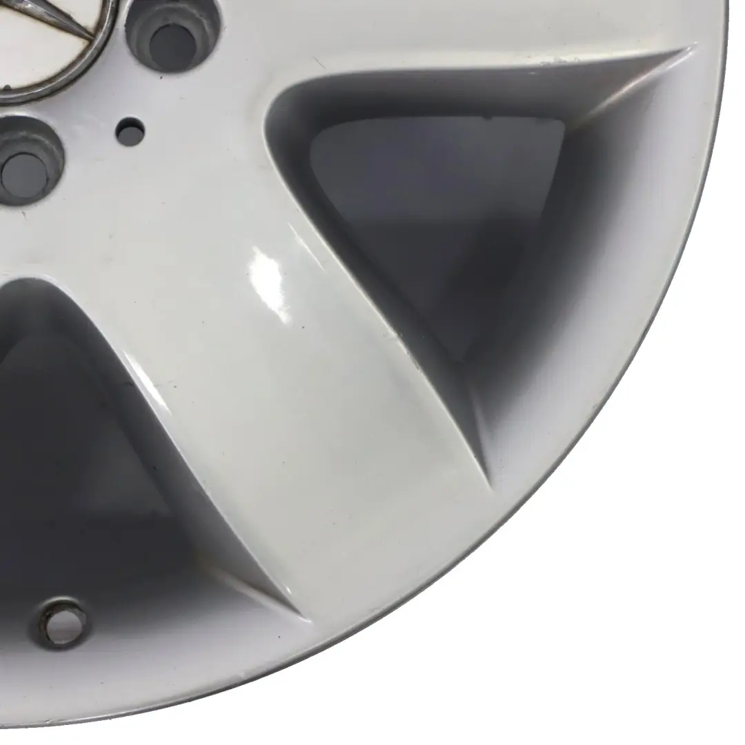 Mercedes Vito W639 jante alliage argent 17" 7J ET:56 - SKU A6394011902-2 - Numéro de pièce A6394011902
