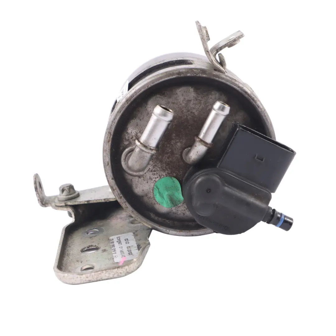 Carcasa filtro combustible Soporte retención montaje para Mercedes W906 con número de pieza A6420904852 Mercedes W906 Carcasa filtro combustible Soporte retención montaje - SKU A6420904852 - Número de pieza A6420904852