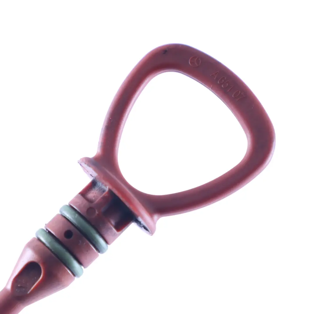Jauge d'huile Tube de guidage du niveau d'huile pour Mercedes W639 à propos du numéro de pièce A6510100866 Mercedes W639 Jauge d'huile Tube de guidage du niveau d'huile - SKU A6510100866 - Numéro de pièce A6510100866