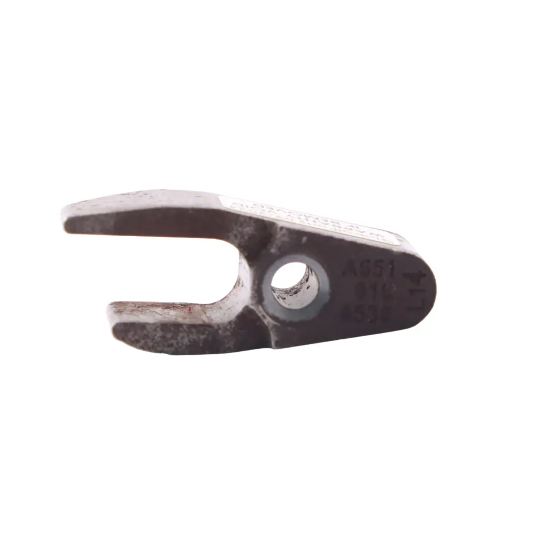 Mercedes W447 Support d'Injecteur de Carburant Support OM651 Diesel - SKU A6510160538 - Numéro de pièce A6510160538