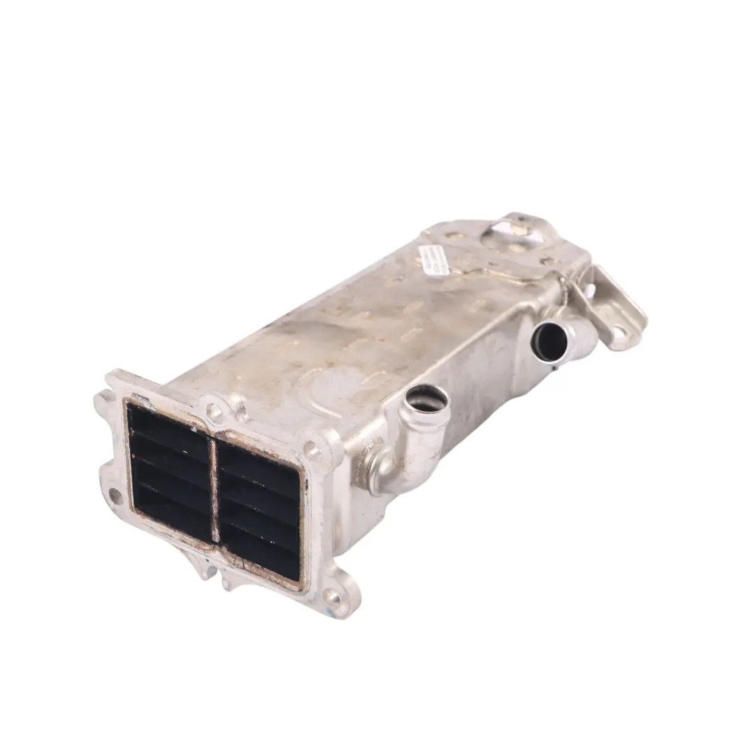 Refroidisseur déchappement Mercedes W212 Echangeur chaleur OM651 A6511400775 pour EGR à propos du numéro de pièce A6511400700 EGR Refroidisseur déchappement Mercedes W212 Echangeur chaleur OM651 A6511400775 - SKU A6511400700-3 - Numéro de pièce A6511400700