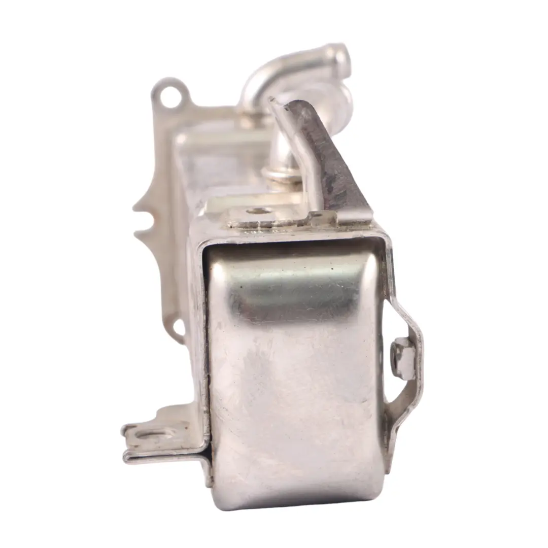 OM651 Diesel Chłodnica Spalin Zaworu EGR A6511400775 do Mercedes W204 W212 o numerze A6511400700 Mercedes W204 W212 OM651 Diesel Chłodnica Spalin Zaworu EGR A6511400775 - SKU A6511400700-3 - Numer Części A6511400700