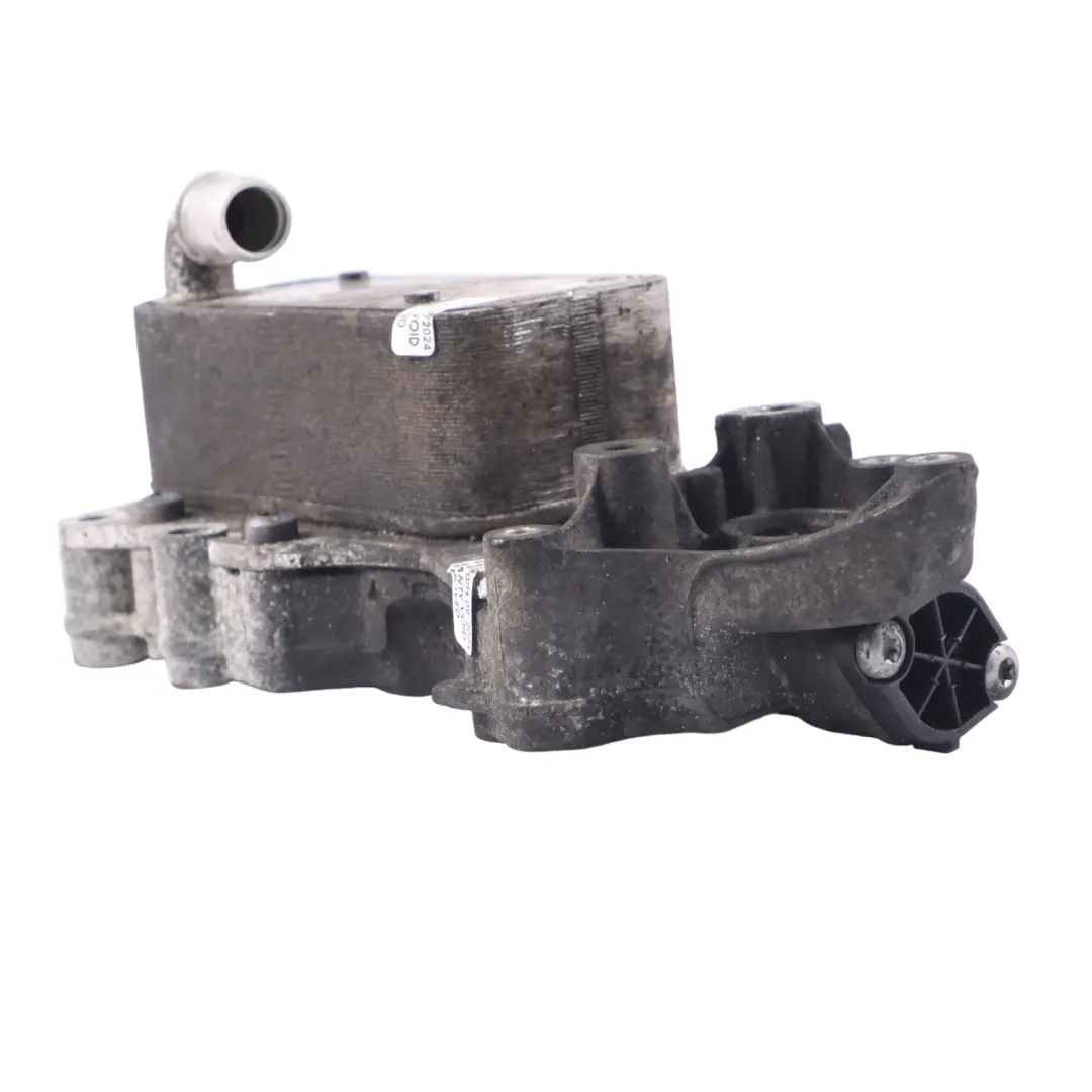 Ölfiltergehäuse Mercedes W204 W212 Diesel OM651 Deckelhalterung für mit Teilenummer A6511800610 Ölfiltergehäuse Mercedes W204 W212 Diesel OM651 Deckelhalterung - SKU A6511800610-1 - Teilenummer A6511800610