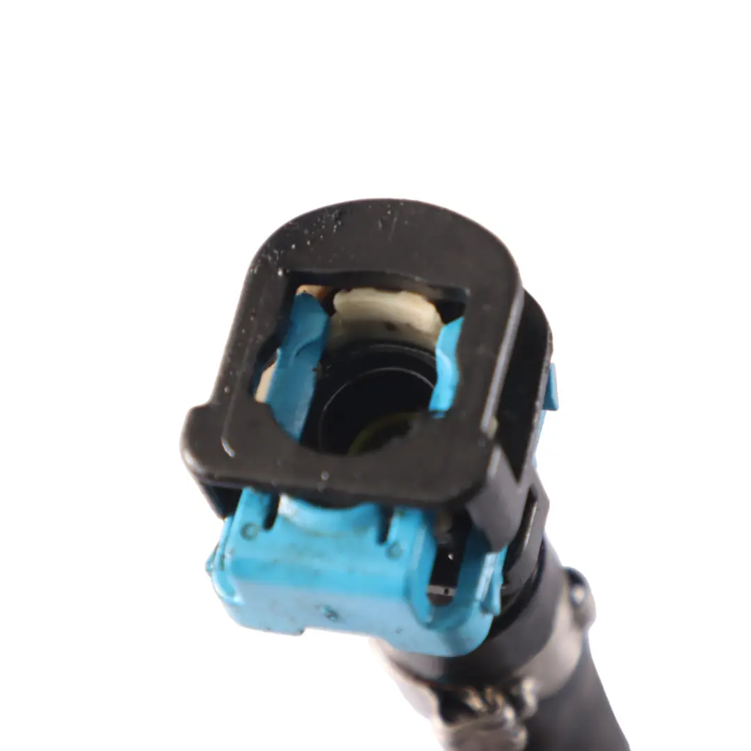 Tubo de combustible Manguera Línea de retorno para Mercedes Sprinter W906 con número de pieza A6540702002 Mercedes Sprinter W906 Tubo de combustible Manguera Línea de retorno - SKU A6540702002 - Número de pieza A6540702002