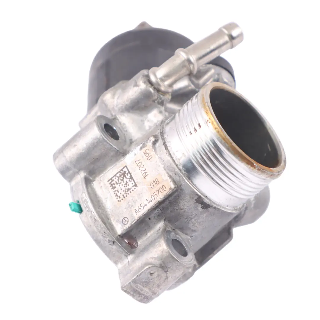 OM654.920 Diesel EGR Raffreddatore scarico per Mercedes W205 W447 con numero di parte A6541405700 Mercedes W205 W447 OM654.920 Diesel EGR Raffreddatore scarico - SKU A6541405700-1 - Numero di parte A6541405700