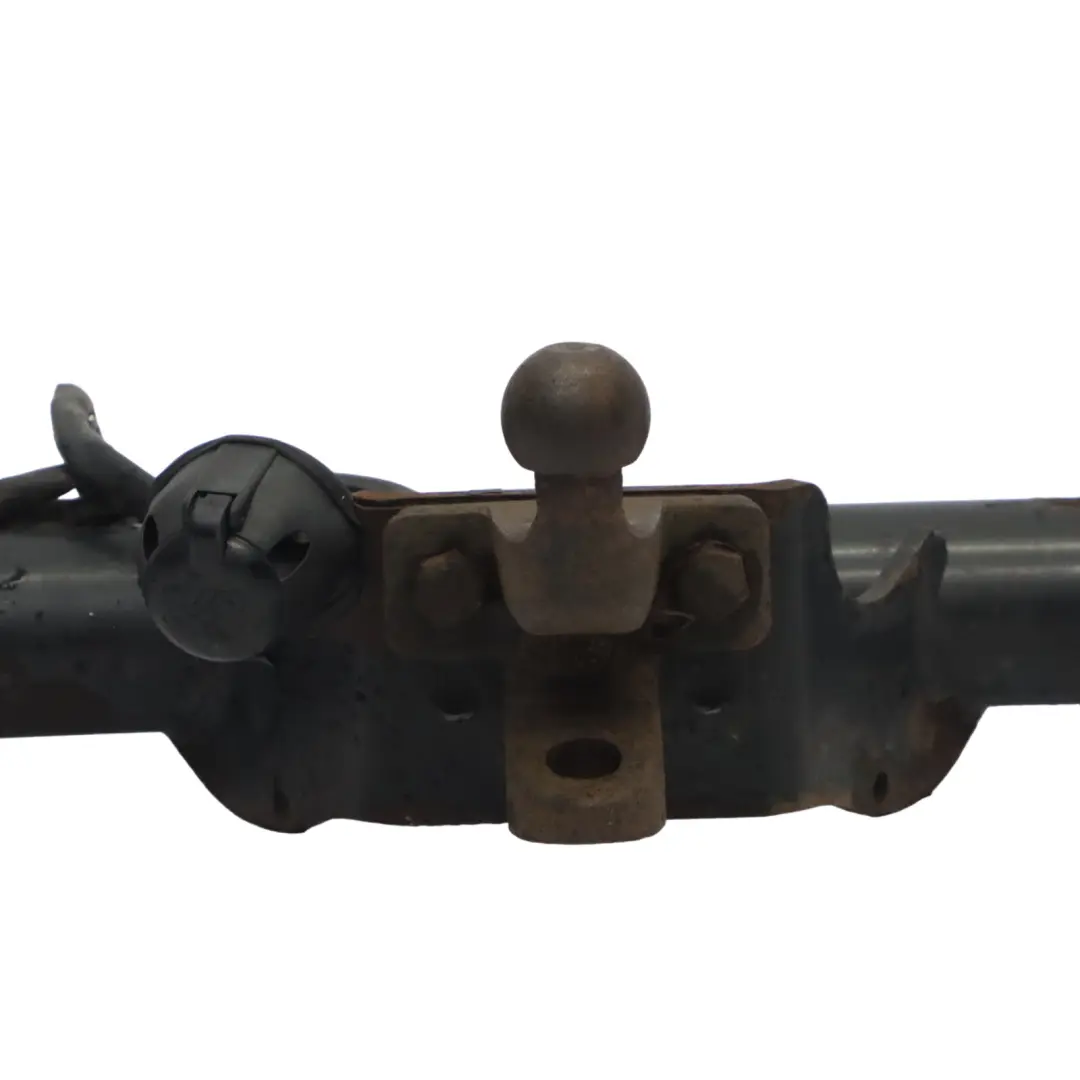 Hak Holowniczy Mechanizm Belka Haka Tow-Trust do Mercedes Sprinter W906 o numerze A9063100195 Mercedes Sprinter W906 Hak Holowniczy Mechanizm Belka Haka Tow-Trust - SKU A9063100195 - Numer Części A9063100195