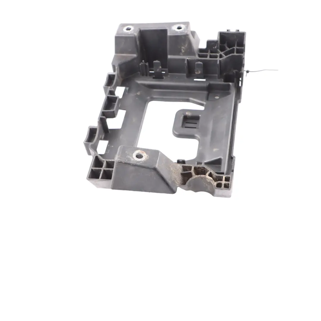 Soporte ECU OM651 Soporte De La Unidad Control Motor para Mercedes W906 con número de pieza A9065459840 Mercedes W906 Soporte ECU OM651 Soporte De La Unidad Control Motor - SKU A9065459840 - Número de pieza A9065459840