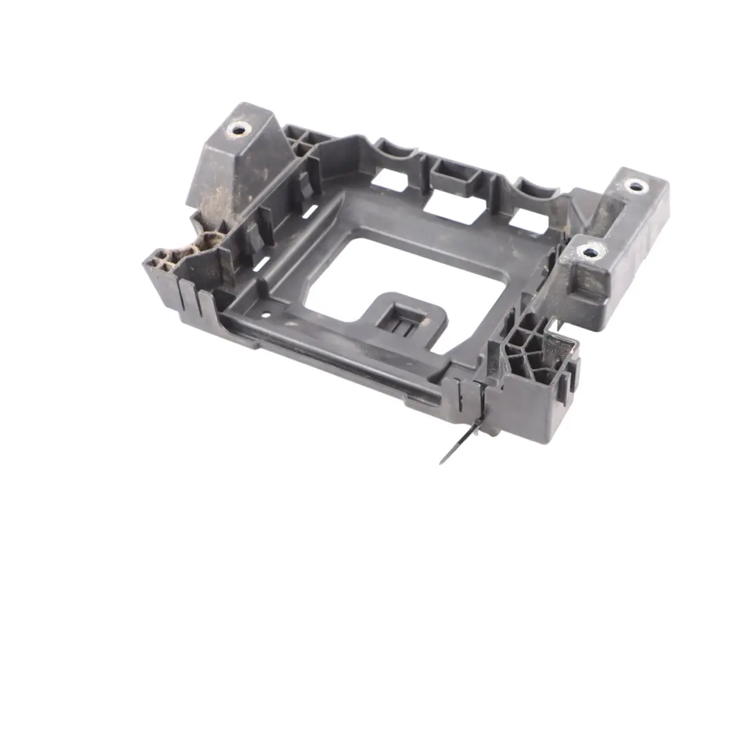 Soporte ECU OM651 Soporte De La Unidad Control Motor para Mercedes W906 con número de pieza A9065459840 Mercedes W906 Soporte ECU OM651 Soporte De La Unidad Control Motor - SKU A9065459840 - Número de pieza A9065459840