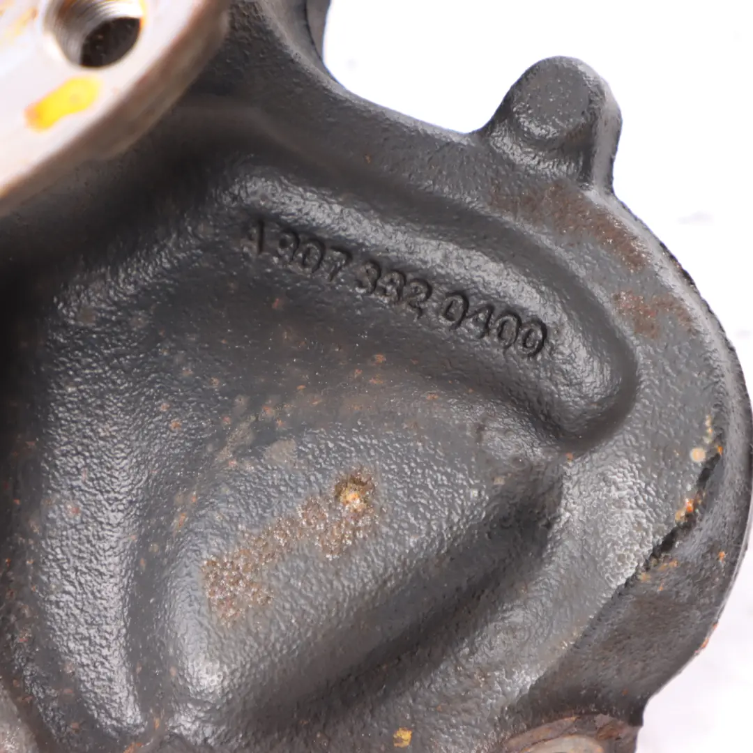 Mercedes Sprinter W907 Fusée Direction Moyeu Roue Avant Droit - SKU A9073305402 - Numéro de pièce A9073305402