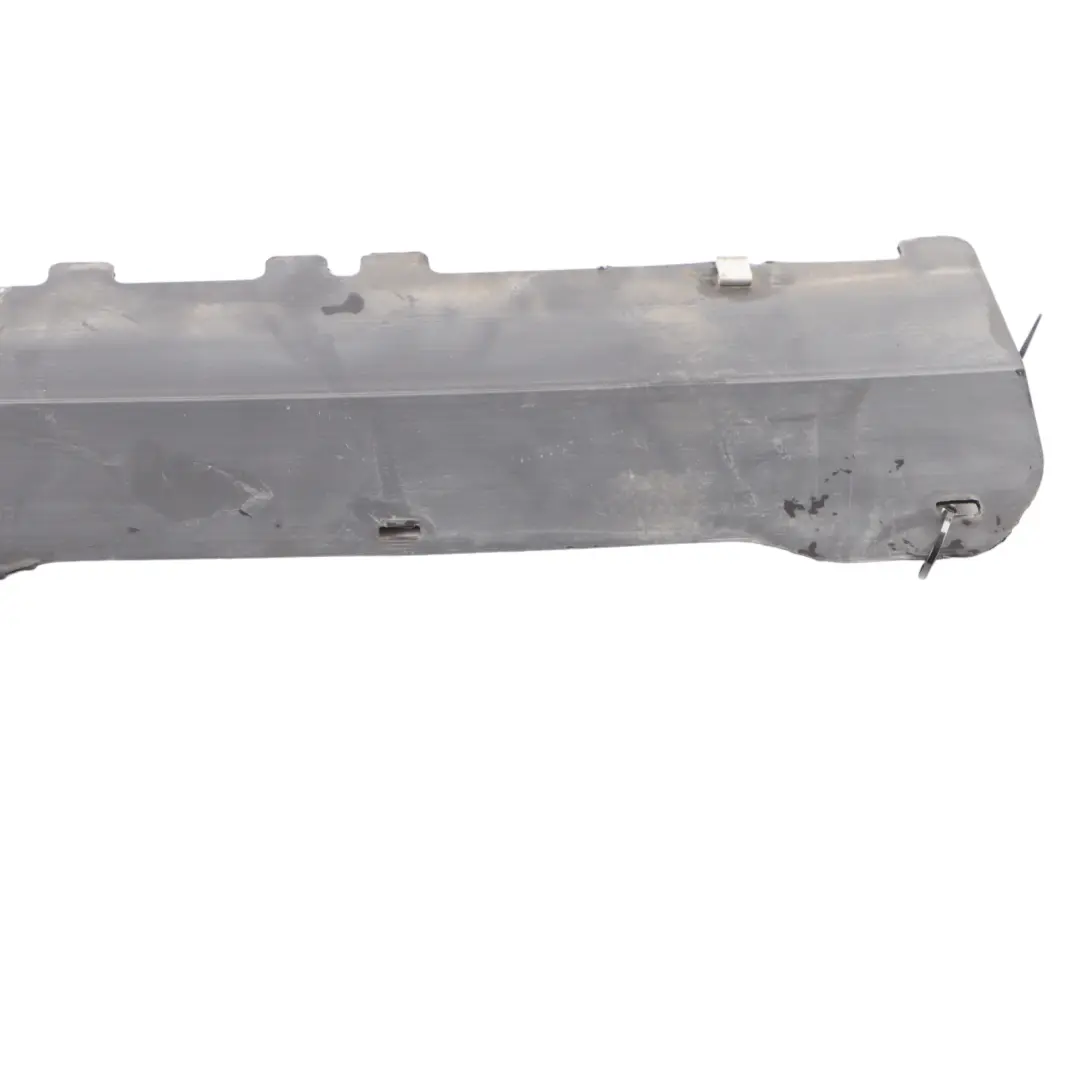 Mercedes Sprinter W907 Cache Supérieur Radiateur Panneau Fermeture - SKU A9075050000 - Numéro de pièce A9075050000