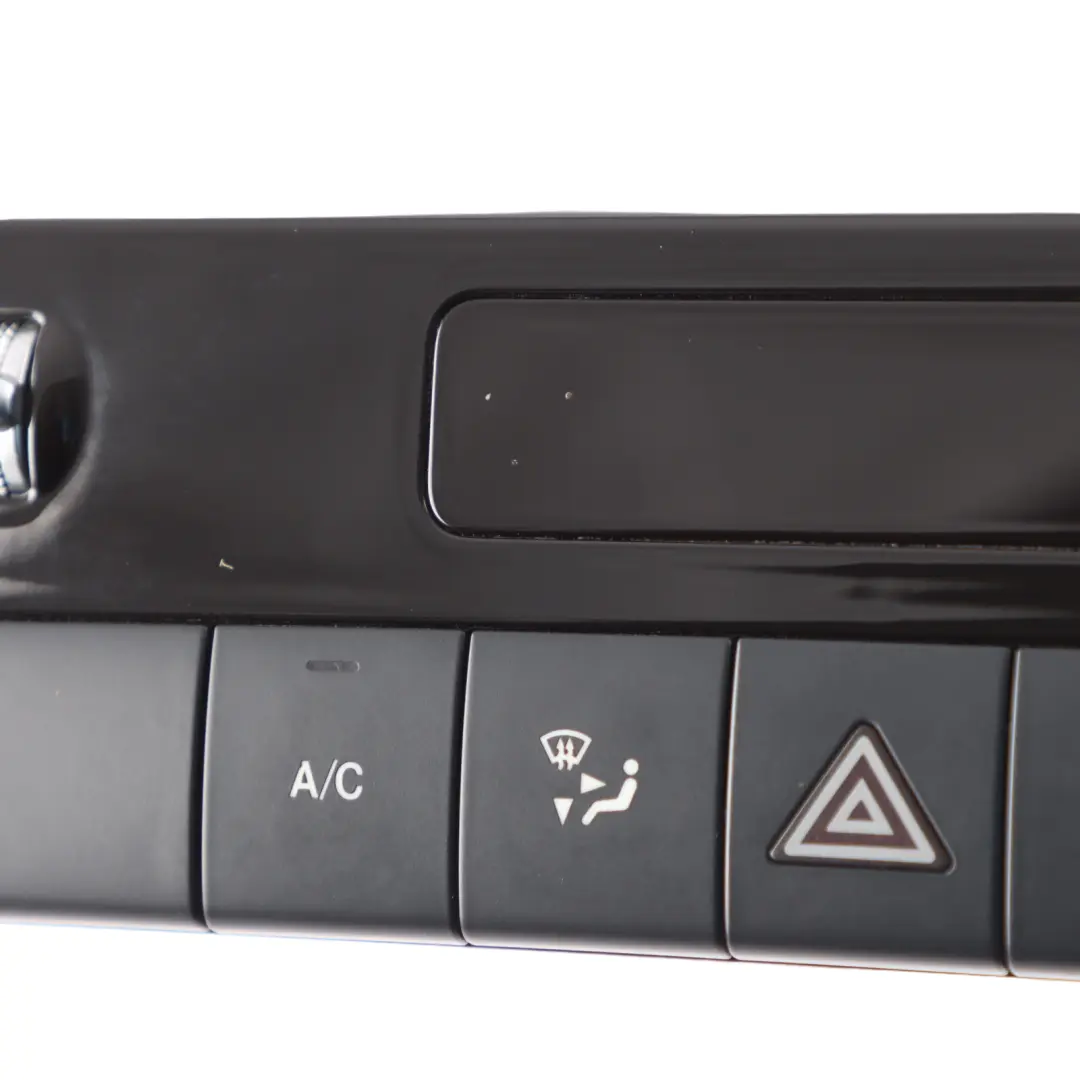 W907 Klima Anlage A/C Heizung Klimabedienteil für Mercedes mit Teilenummer A9079054806 Mercedes W907 Klima Anlage A/C Heizung Klimabedienteil - SKU A9079054806 - Teilenummer A9079054806