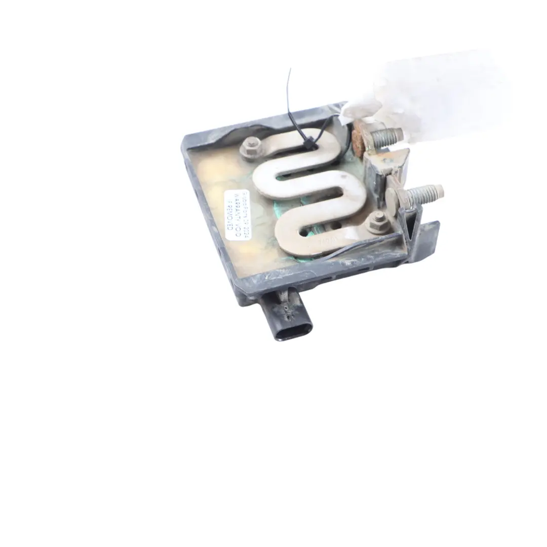 W907 Batterie Distributeur Limiteur de Courant pour Mercedes Sprinter à propos du numéro de pièce A9079060100 Mercedes Sprinter W907 Batterie Distributeur Limiteur de Courant - SKU A9079060100 - Numéro de pièce A9079060100