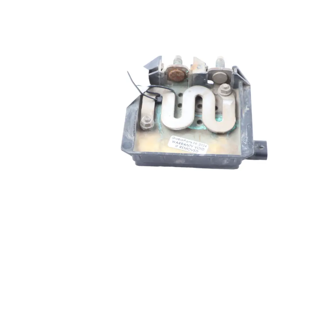 W907 Battery Power Distributor Current Limiter to Mercedes Sprinter with Part number A9079060100 Mercedes Sprinter W907 Battery Power Distributor Current Limiter - SKU A9079060100 - Part number A9079060100