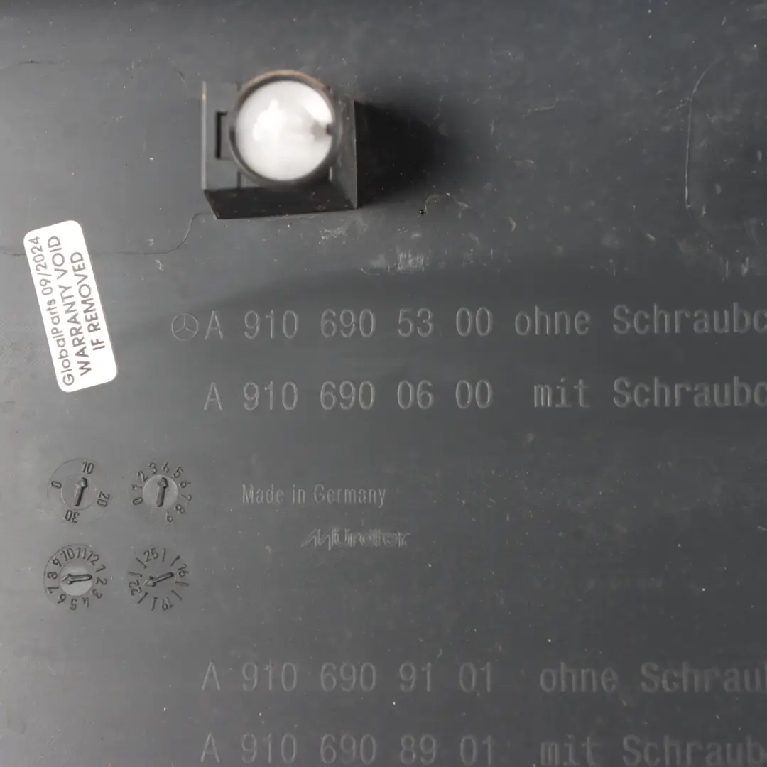 Mercedes Sprinter W910 Schiebetürleiste Zierleiste Abdeckung links - SKU A9106905300 - Teilenummer A9106905300